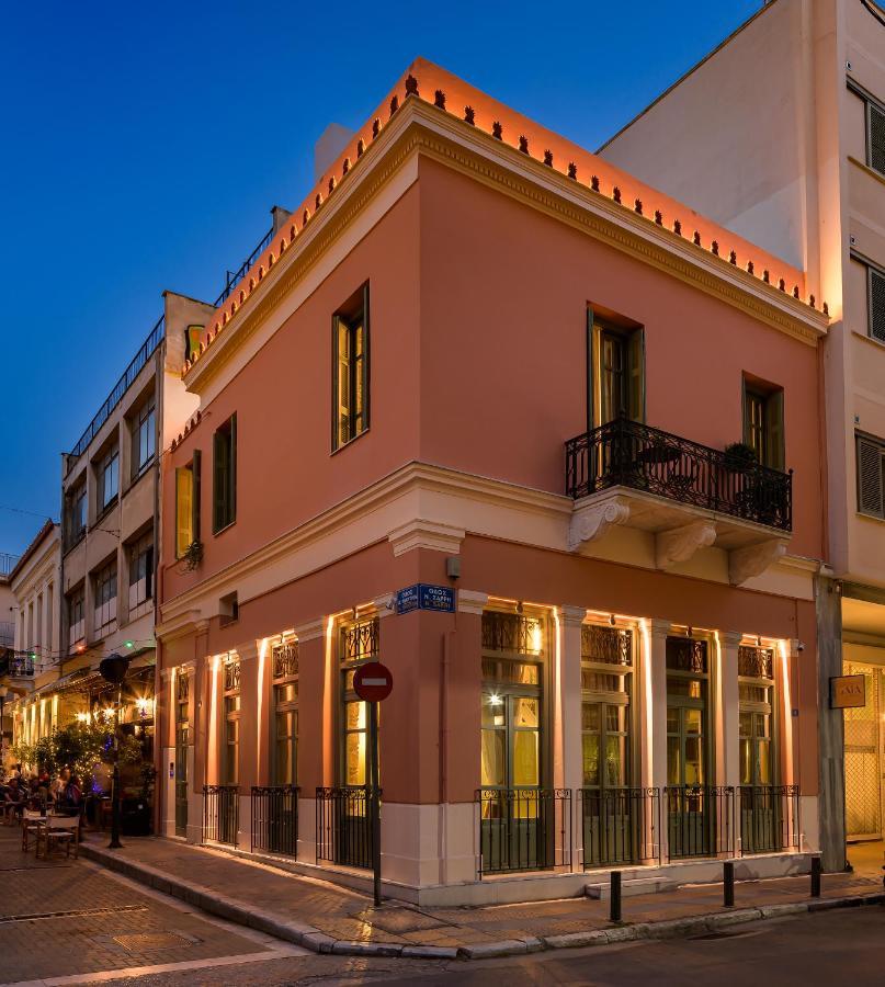 Urban Tales Aparthotel Athena Bagian luar foto