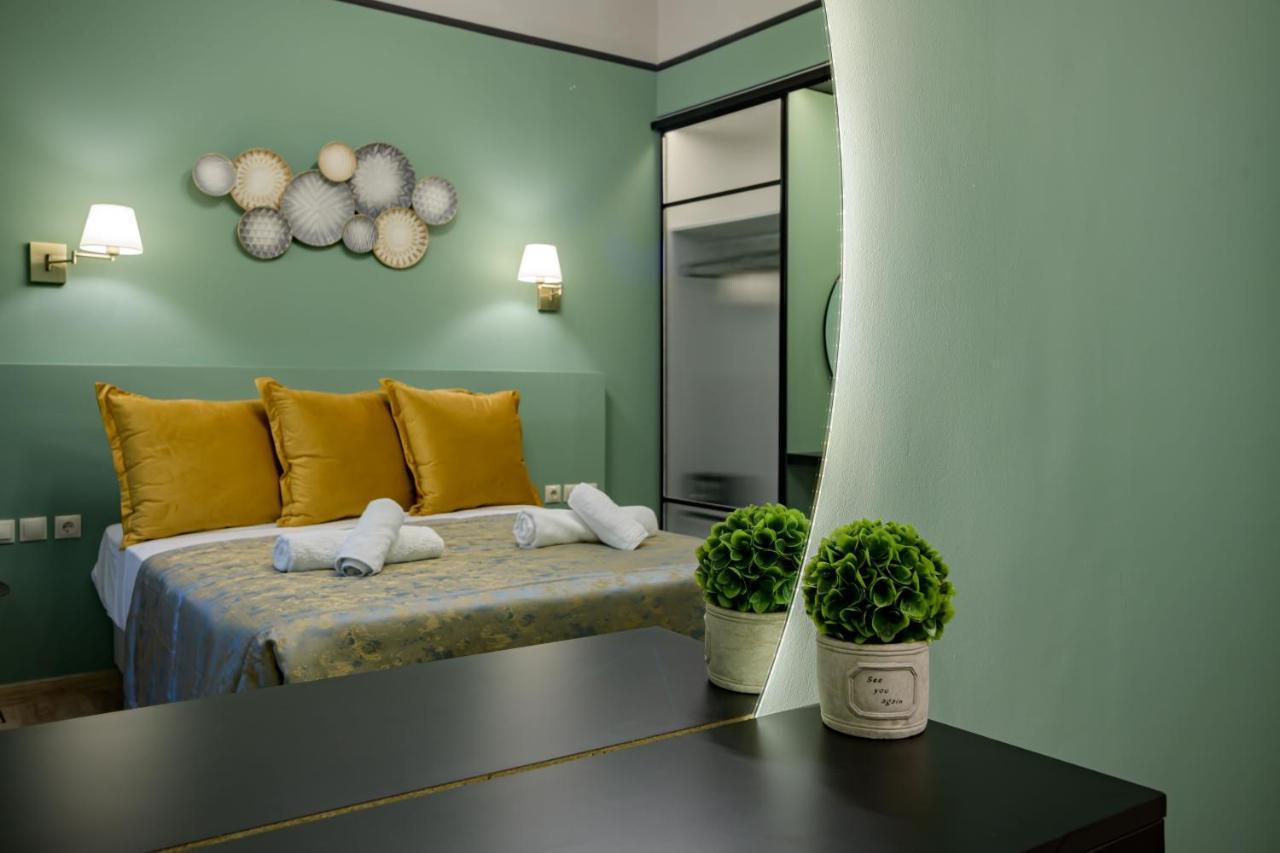 Urban Tales Aparthotel Athena Bagian luar foto