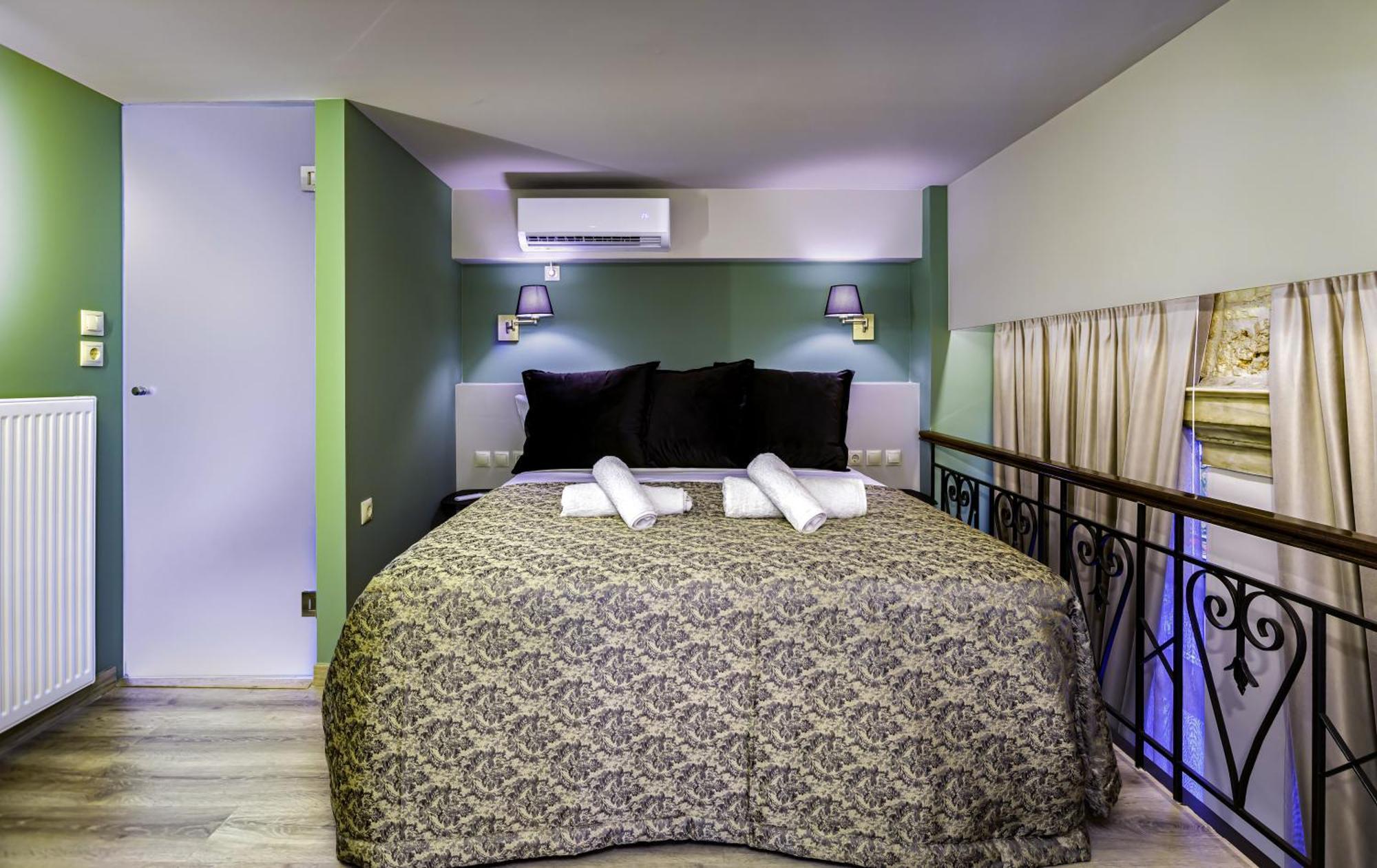 Urban Tales Aparthotel Athena Ruang foto